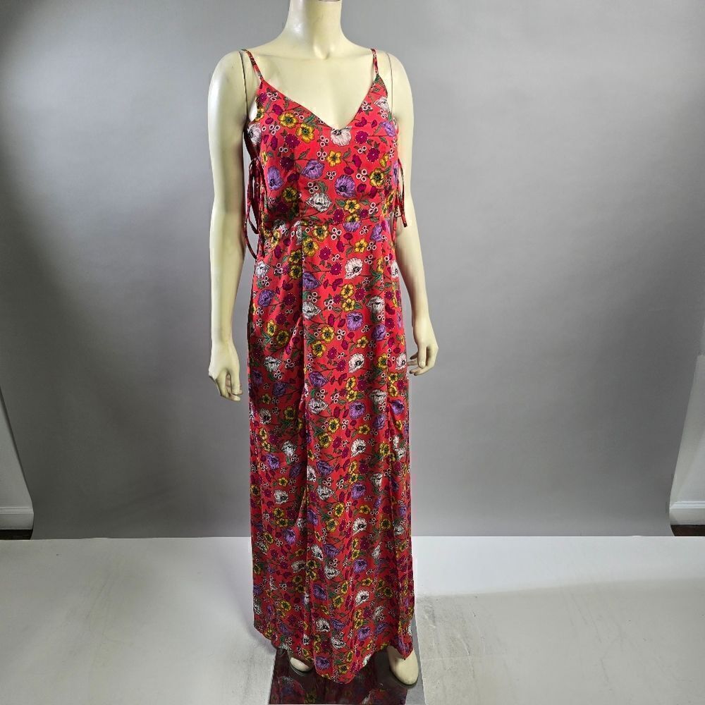 The room medium dress R8